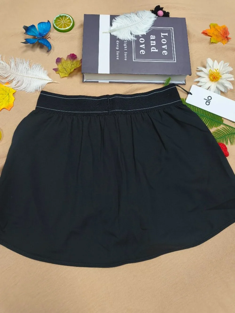 ALO Yoga flattering fit
